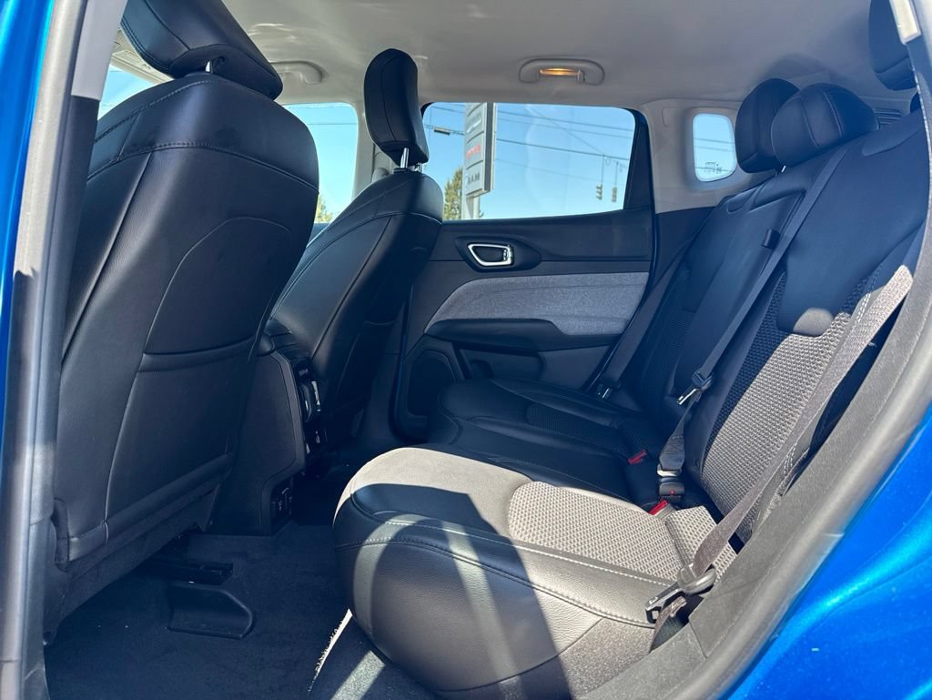 Used 2022 Jeep Compass Latitude w/ Convenience Group AWD/4WD image 17