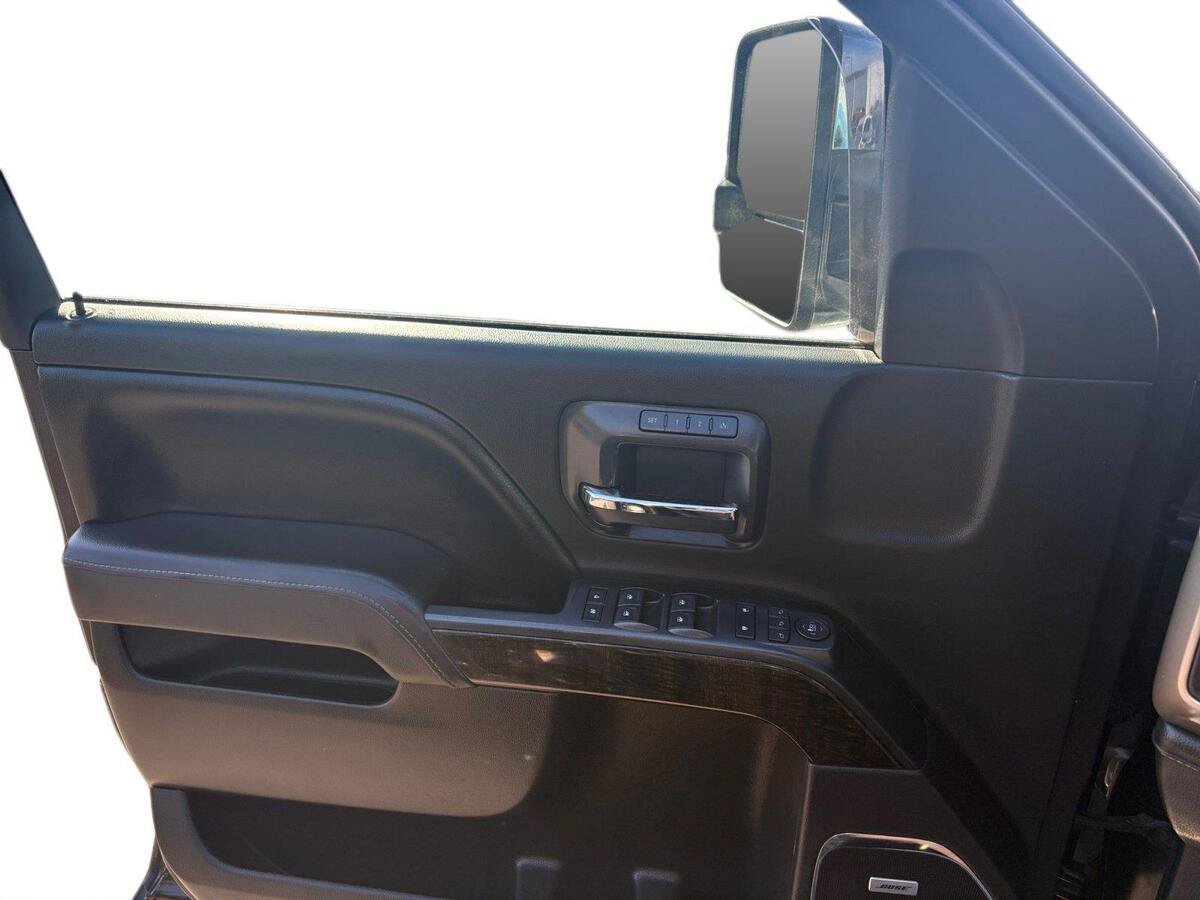 Used 2015 GMC Sierra 3500 Denali w/ Duramax Plus Package AWD/4WD image 17