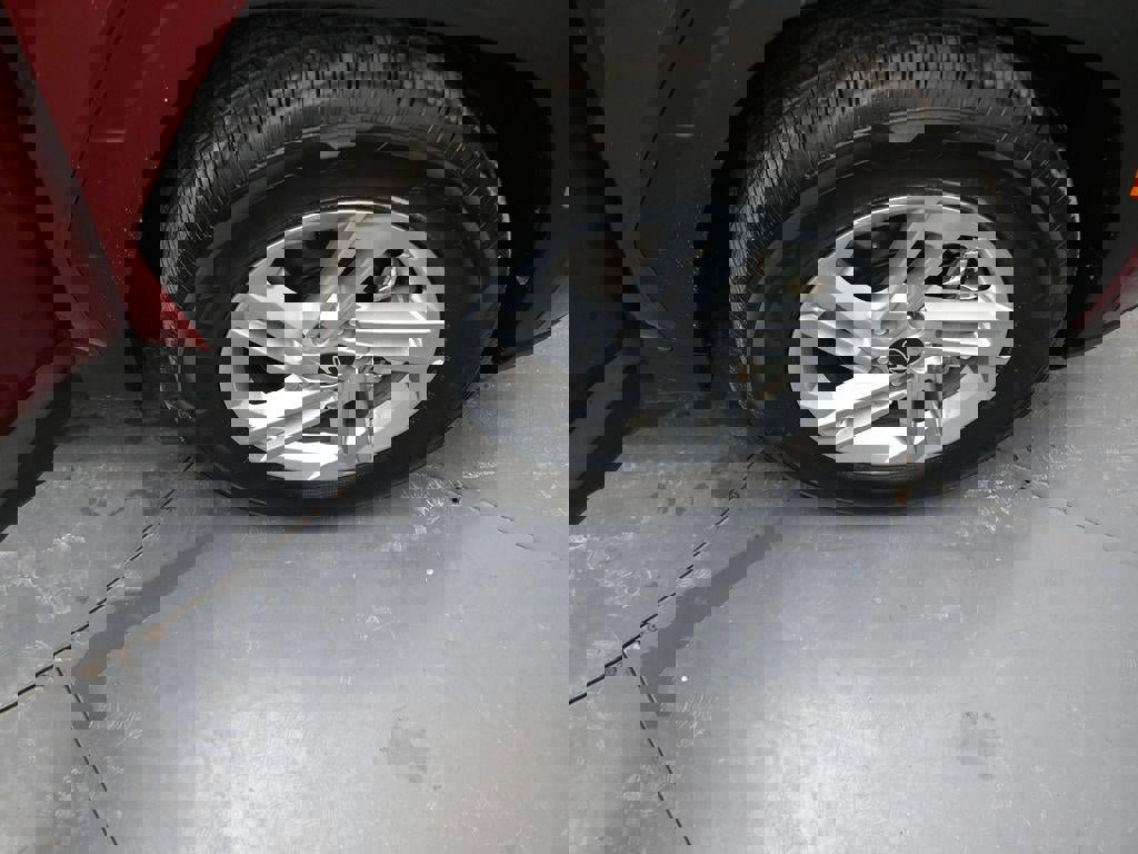 New 2025 Hyundai Tucson SE image 40