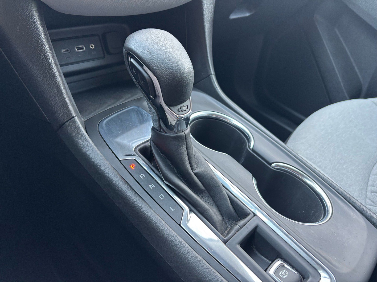 Used 2023 Chevrolet Equinox LS FWD image 16