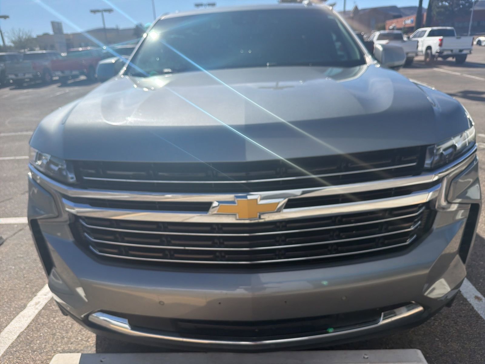 Used 2023 Chevrolet Suburban LT image 5