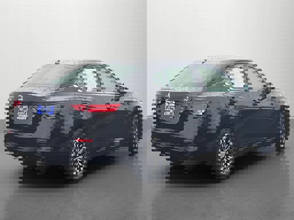 Used 2023 Nissan Sentra SV image 6