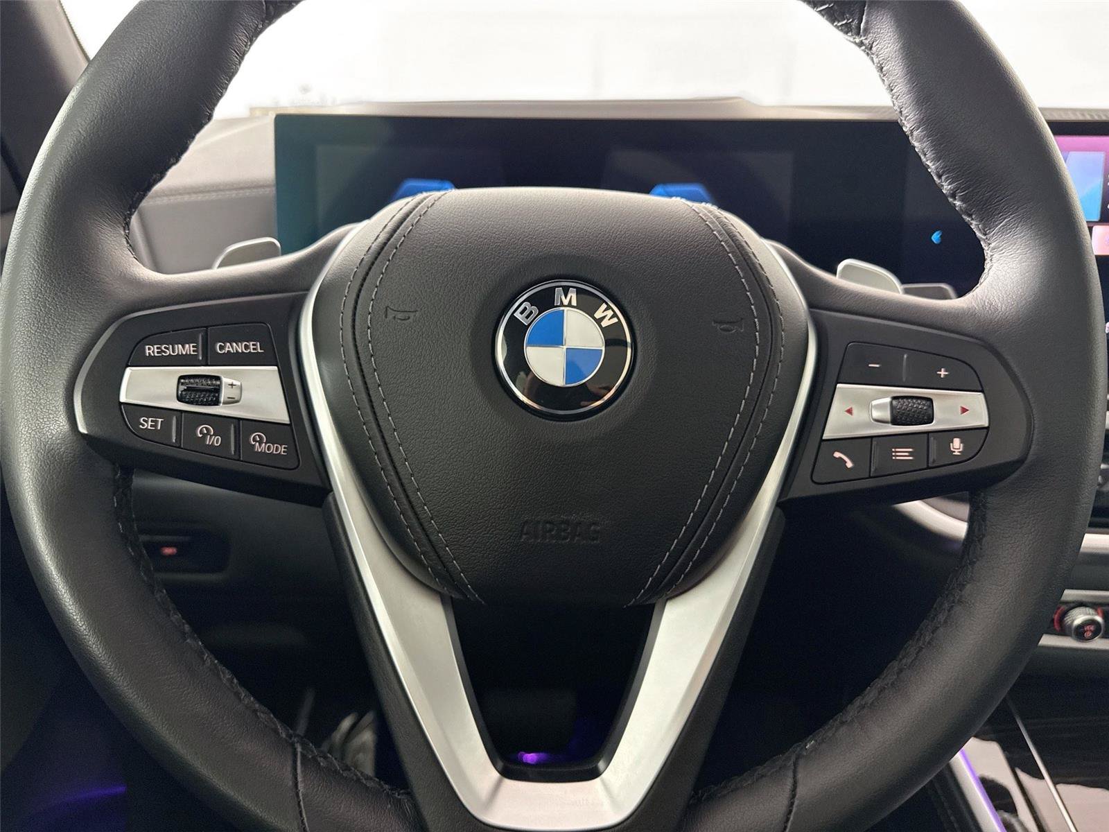Used 2024 BMW X5 xDrive40i w/ Premium Package AWD/4WD image 17