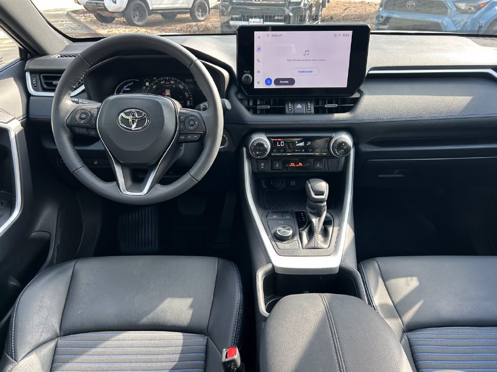 Certified 2024 Toyota RAV4 XSE w/ Weather Package AWD/4WD image 18