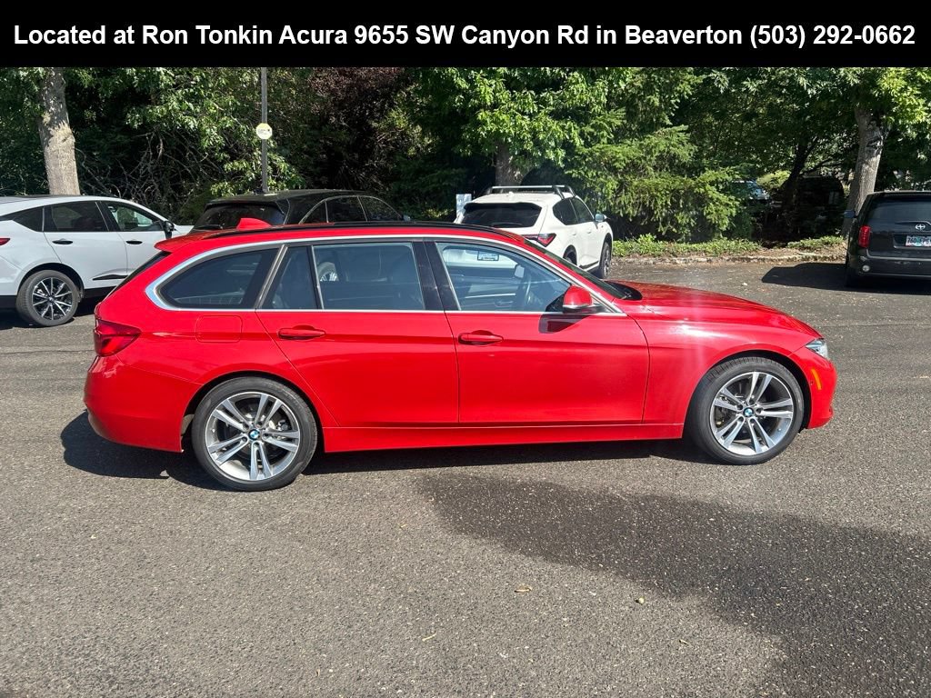 Used 2016 BMW 328i xDrive Wagon AWD/4WD image 3