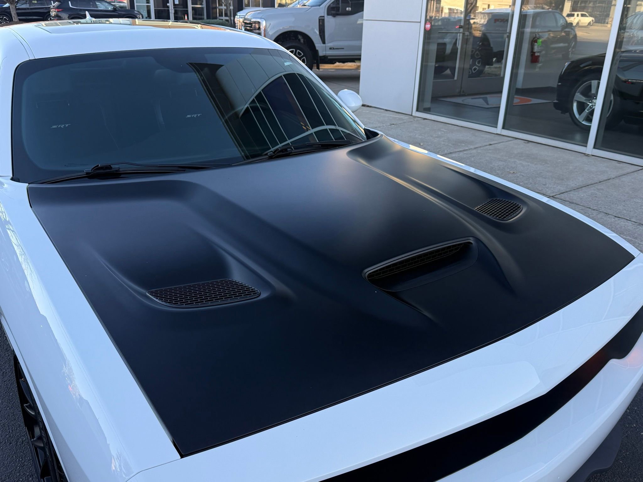 Used 2016 Dodge Challenger SRT Hellcat image 12