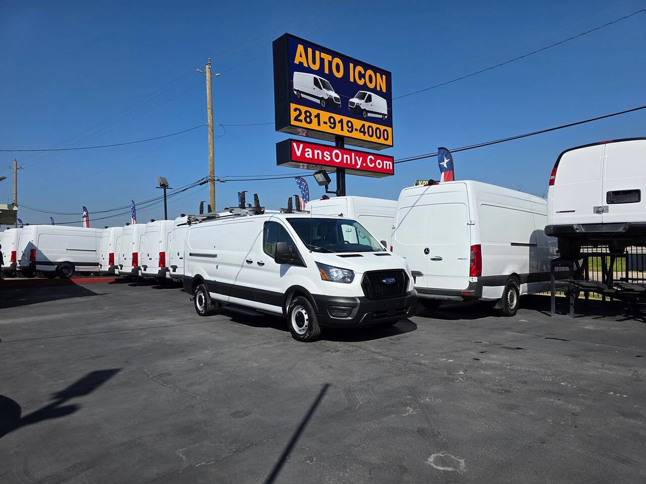 Used 2023 Ford Transit 250 Low Roof image 28