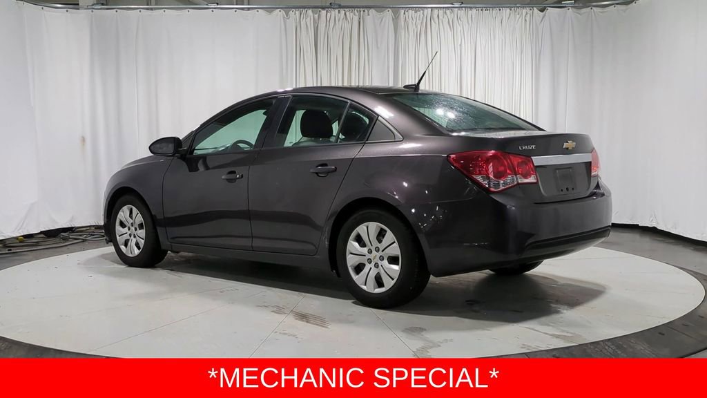 Used 2014 Chevrolet Cruze LS image 6
