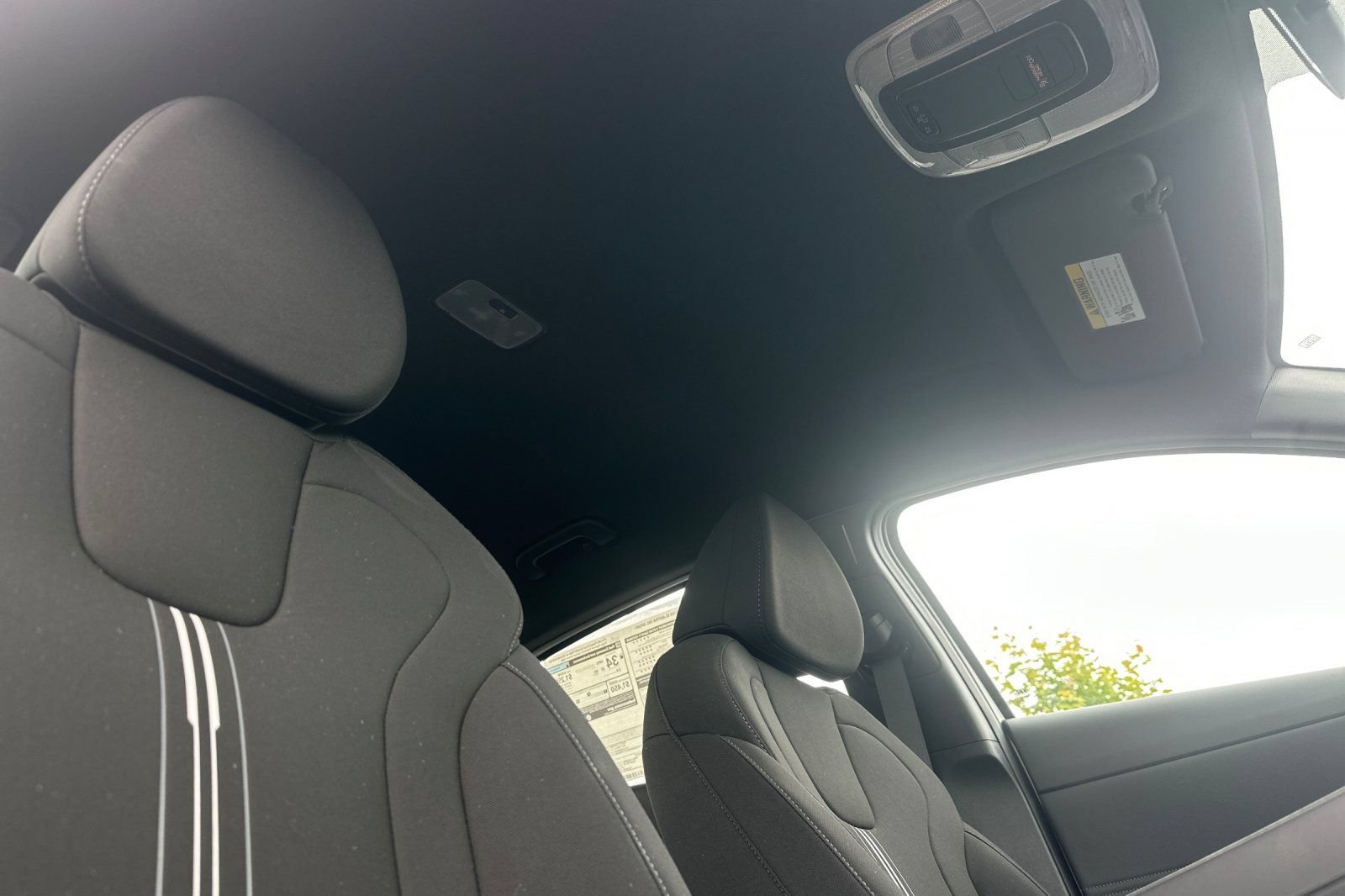 New 2026 Hyundai Elantra Sport FWD image 15