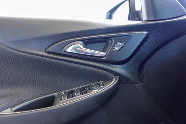 Used 2023 Chevrolet Malibu LT image 12
