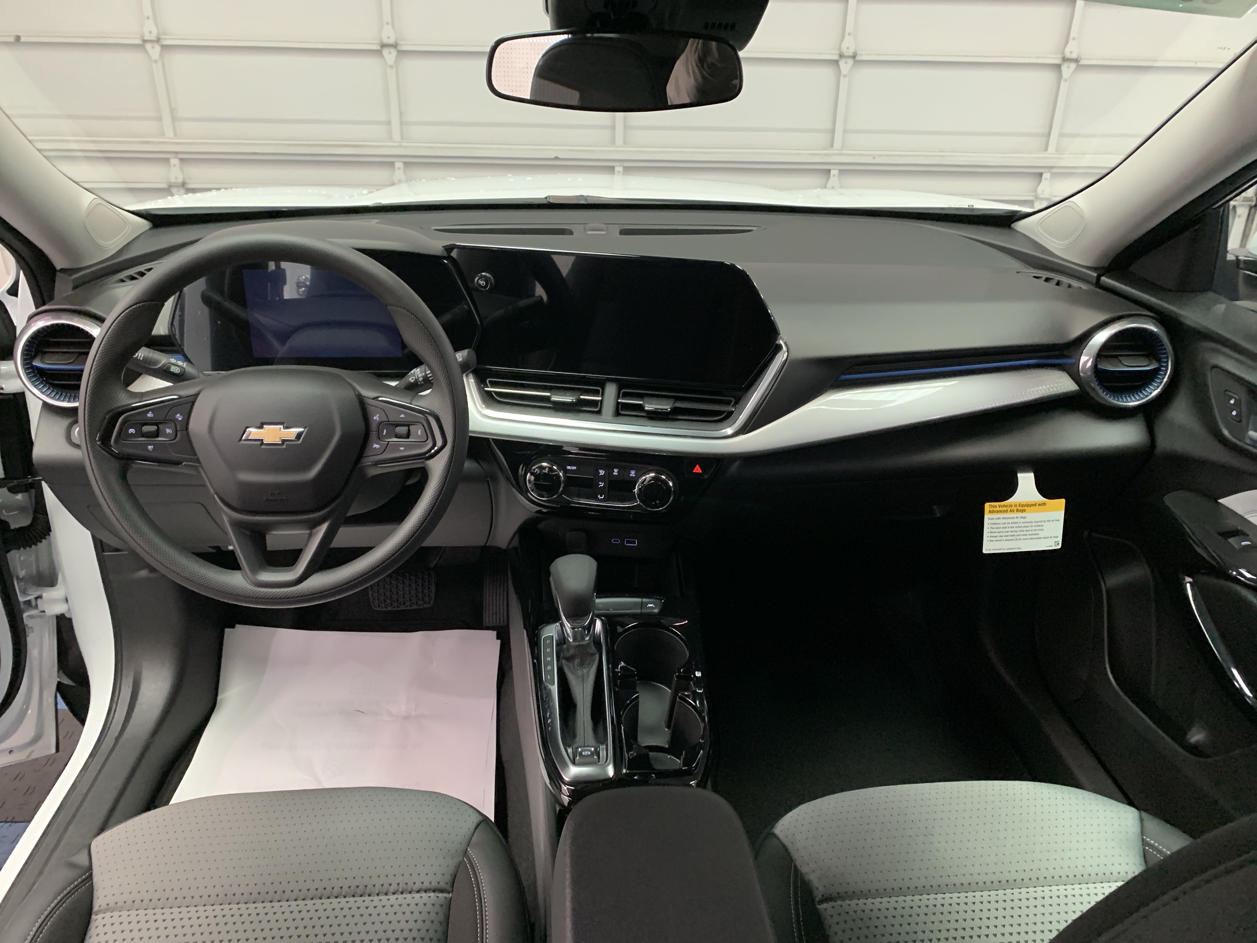 New 2026 Chevrolet Trax LT image 12