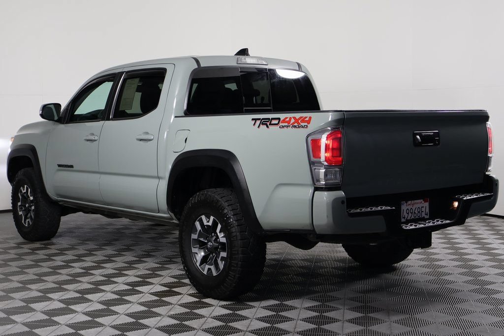 Used 2023 Toyota Tacoma TRD Off-Road w/ TRD Premium Off Road Package AWD/4WD image 6
