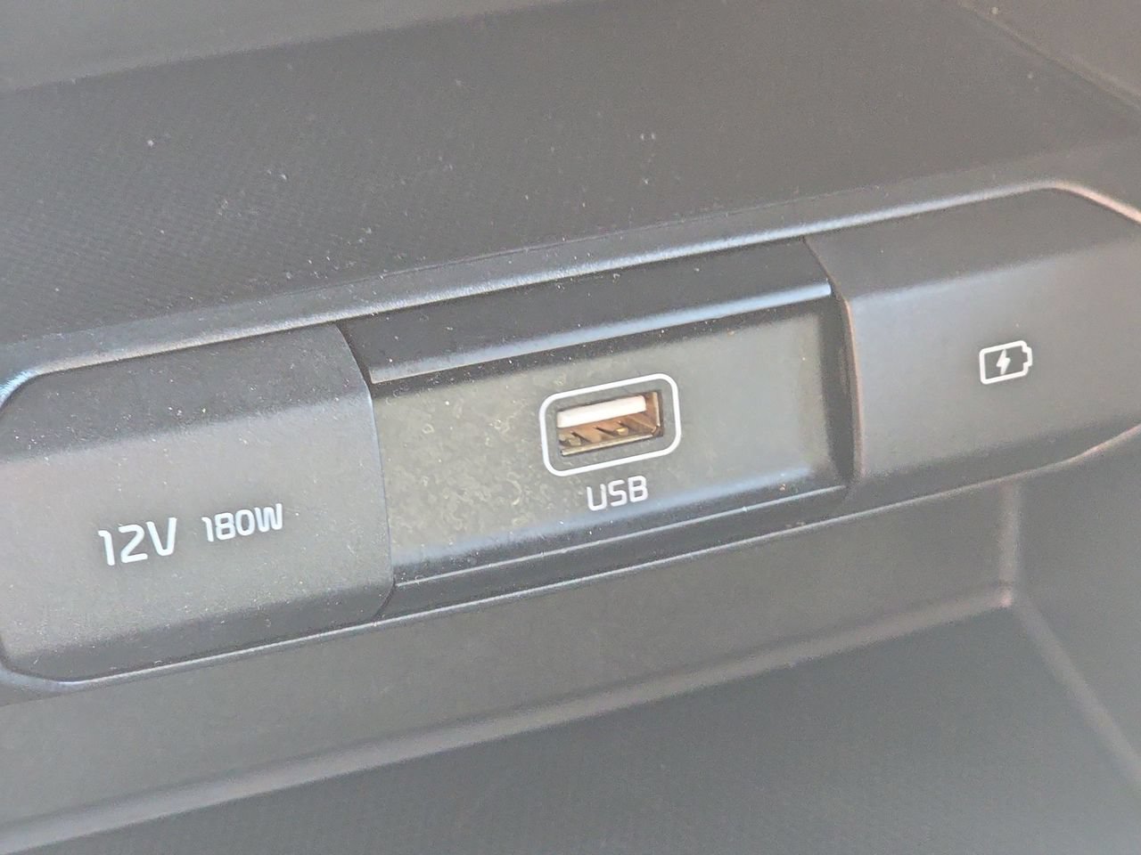Used 2020 Kia Telluride LX FWD image 37