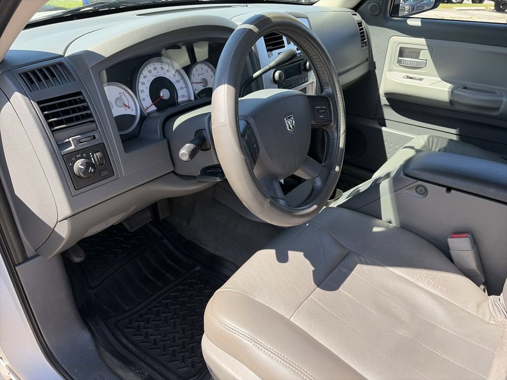 Used 2005 Dodge Dakota Laramie AWD/4WD image 10