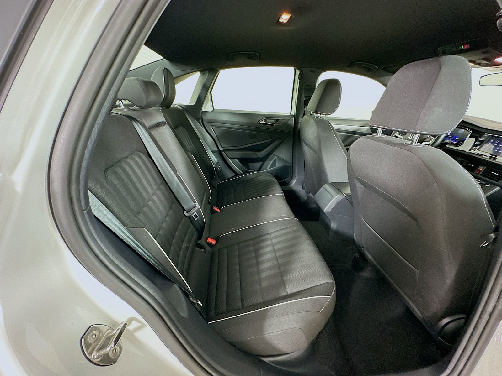 Used 2024 Volkswagen Jetta Sport FWD image 38