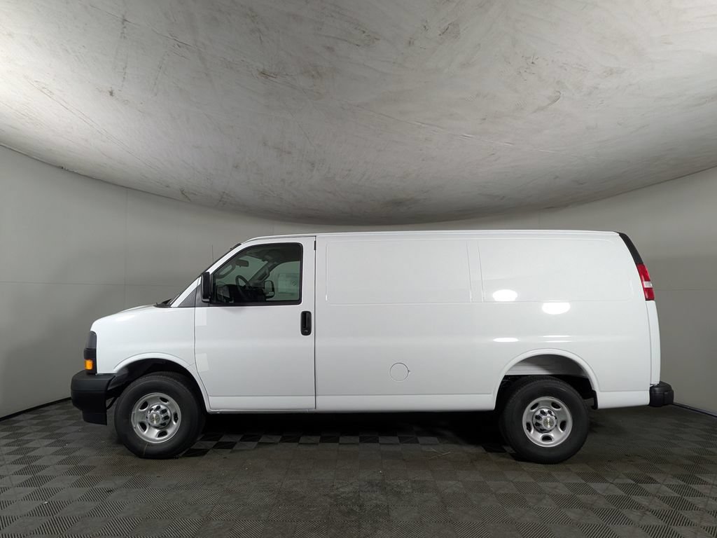 New 2026 Chevrolet Express 2500 w/ Driver Convenience Package RWD image 3