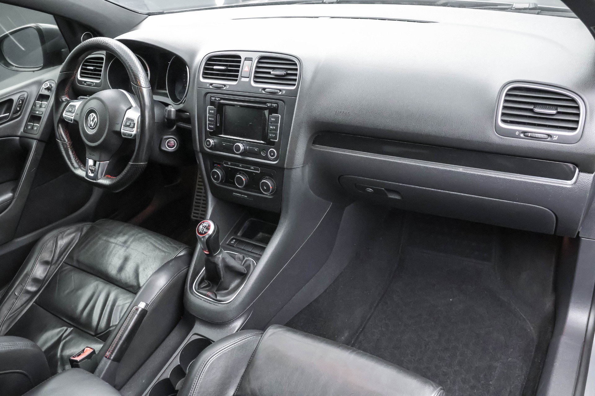 Used 2011 Volkswagen GTI Autobahn image 25