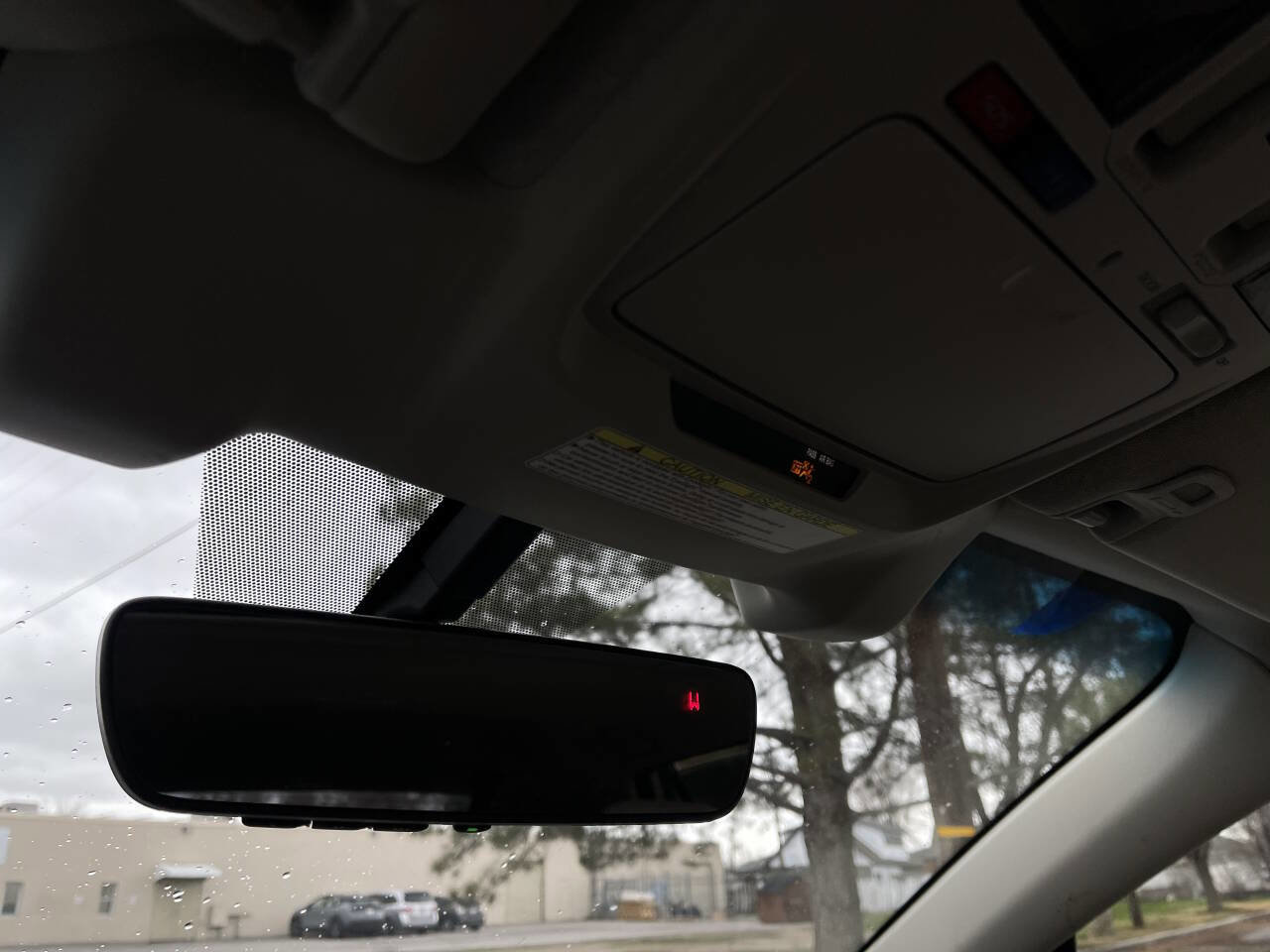 Used 2017 Subaru Outback 3.6R Limited image 19