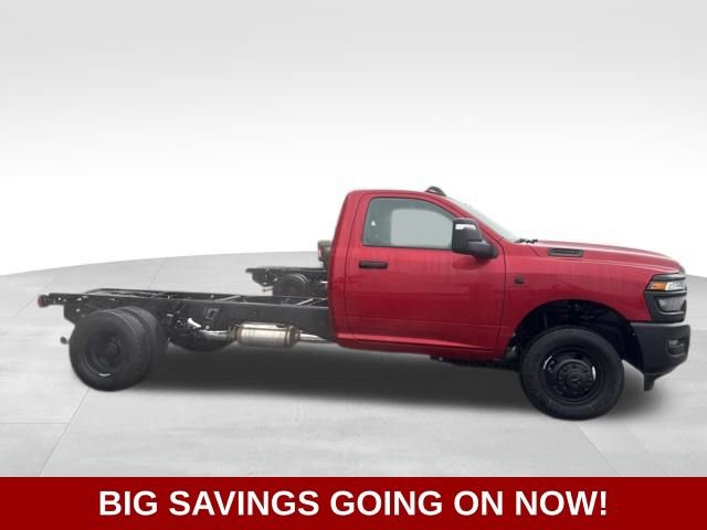 New 2025 RAM 3500 Tradesman AWD/4WD image 12