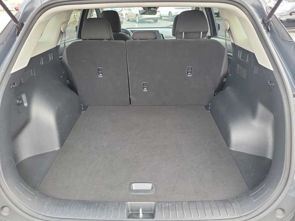 Used 2025 Kia Sportage LX FWD image 10