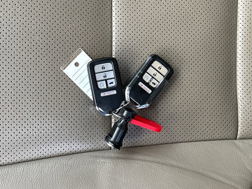 Used 2022 Honda Pilot Elite image 29