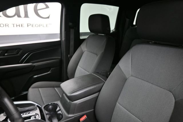 Used 2023 Chevrolet Colorado Trail Boss w/ LPO, Dark Essentials Package AWD/4WD image 16