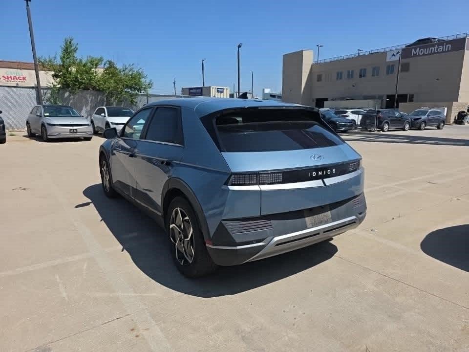 Used 2024 Hyundai Ioniq 5 SEL AWD/4WD image 8