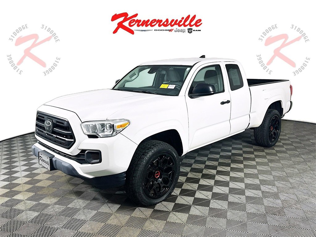 Used 2019 Toyota Tacoma SR image 3