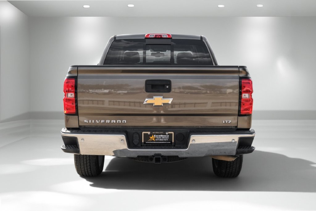 Used 2015 Chevrolet Silverado 1500 LTZ w/ LTZ Plus Package RWD image 7