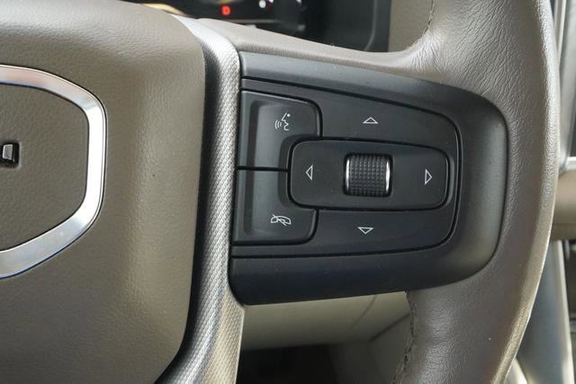 Used 2022 GMC Yukon Denali w/ Denali Premium Package RWD image 18