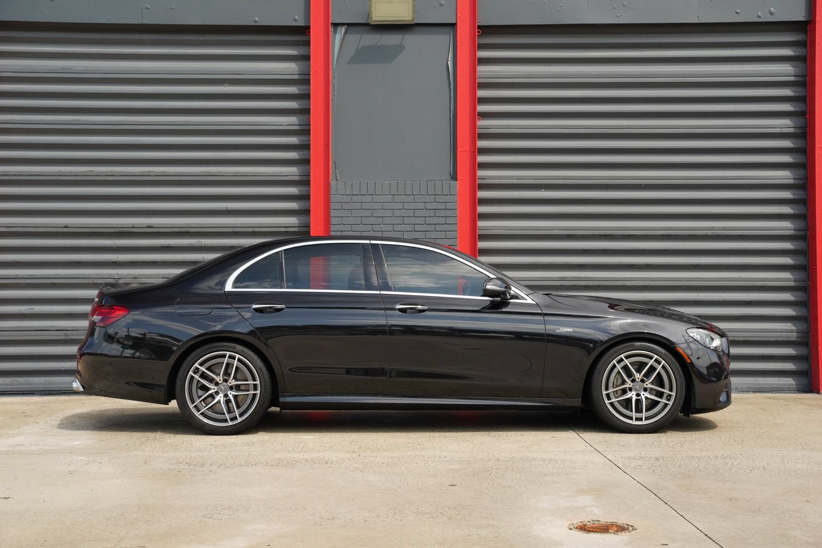 Used 2021 Mercedes-Benz E 53 AMG 4MATIC Sedan image 3