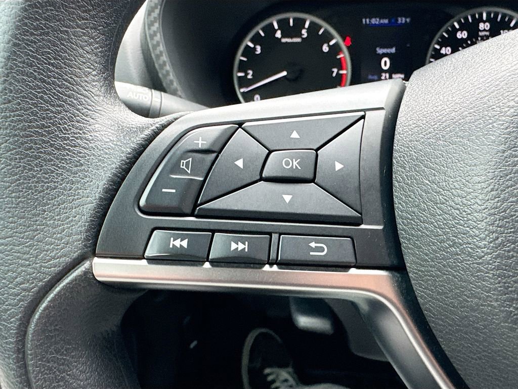 Used 2023 Nissan Sentra S image 9