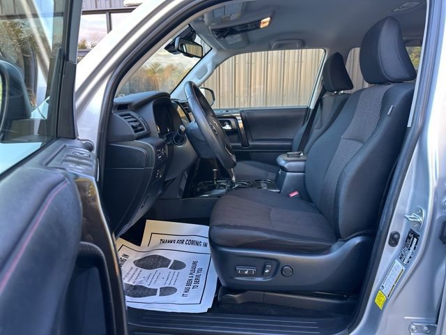 Used 2024 Toyota 4Runner TRD Off-Road image 11