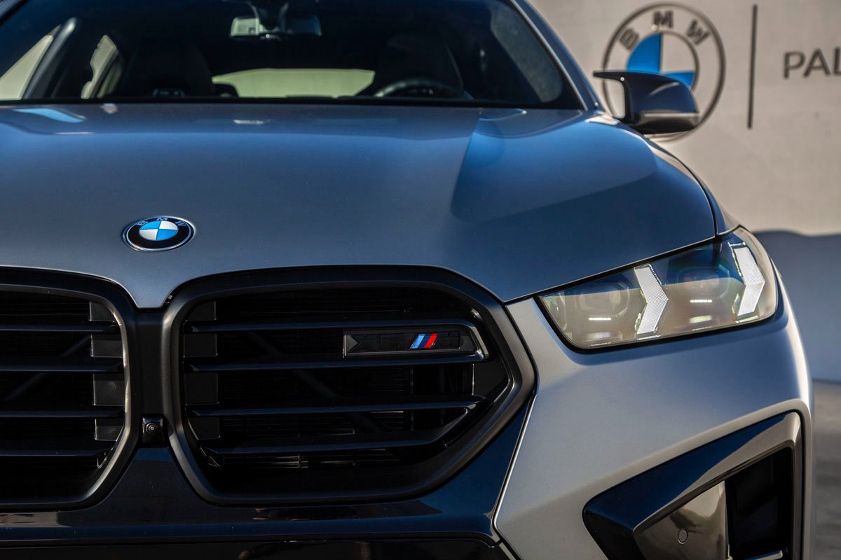 Certified 2025 BMW X6 M Competition w/ Executive Package image 10