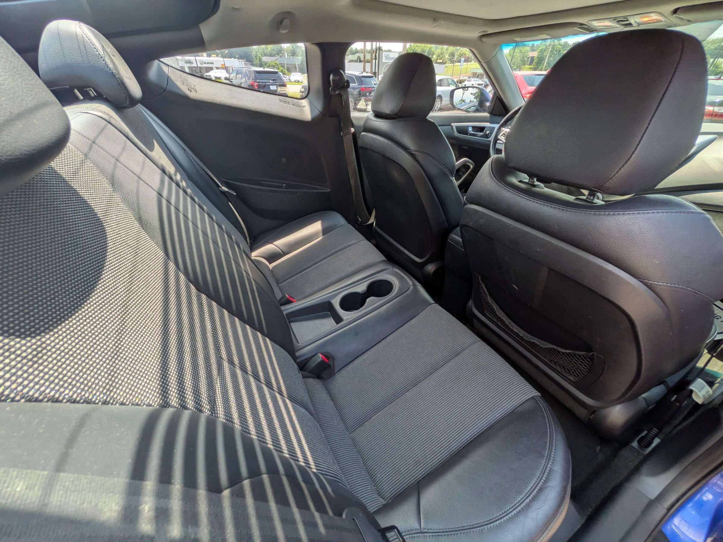 Used 2013 Hyundai Veloster w/ Style Pkg FWD image 24