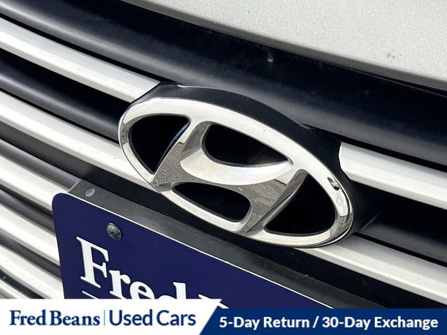 Used 2017 Hyundai Elantra SE image 36