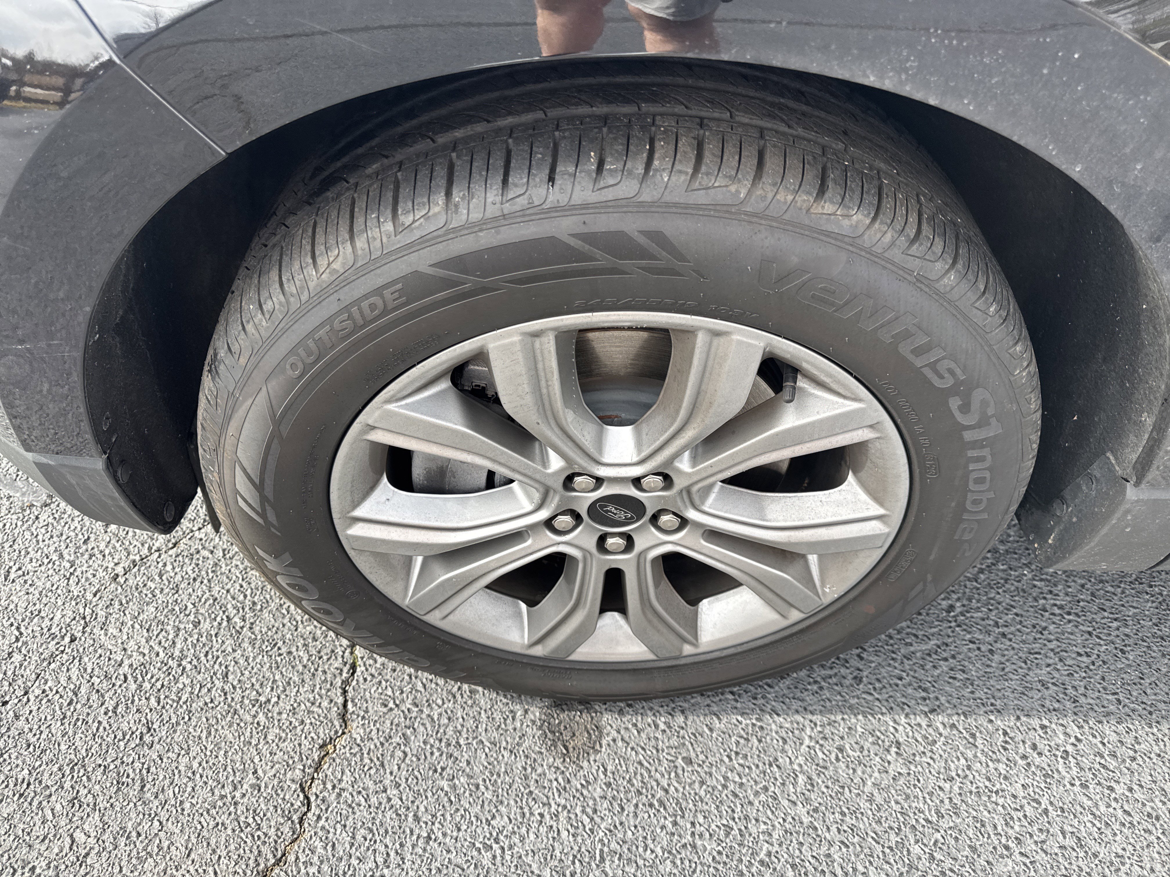 Certified 2024 Ford Edge Titanium w/ Equipment Group 301A image 11