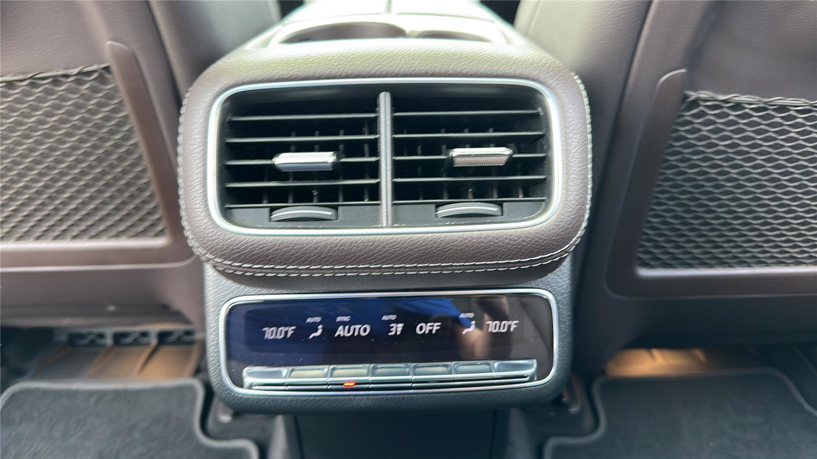 Used 2022 Mercedes-Benz GLS 450 4MATIC image 17