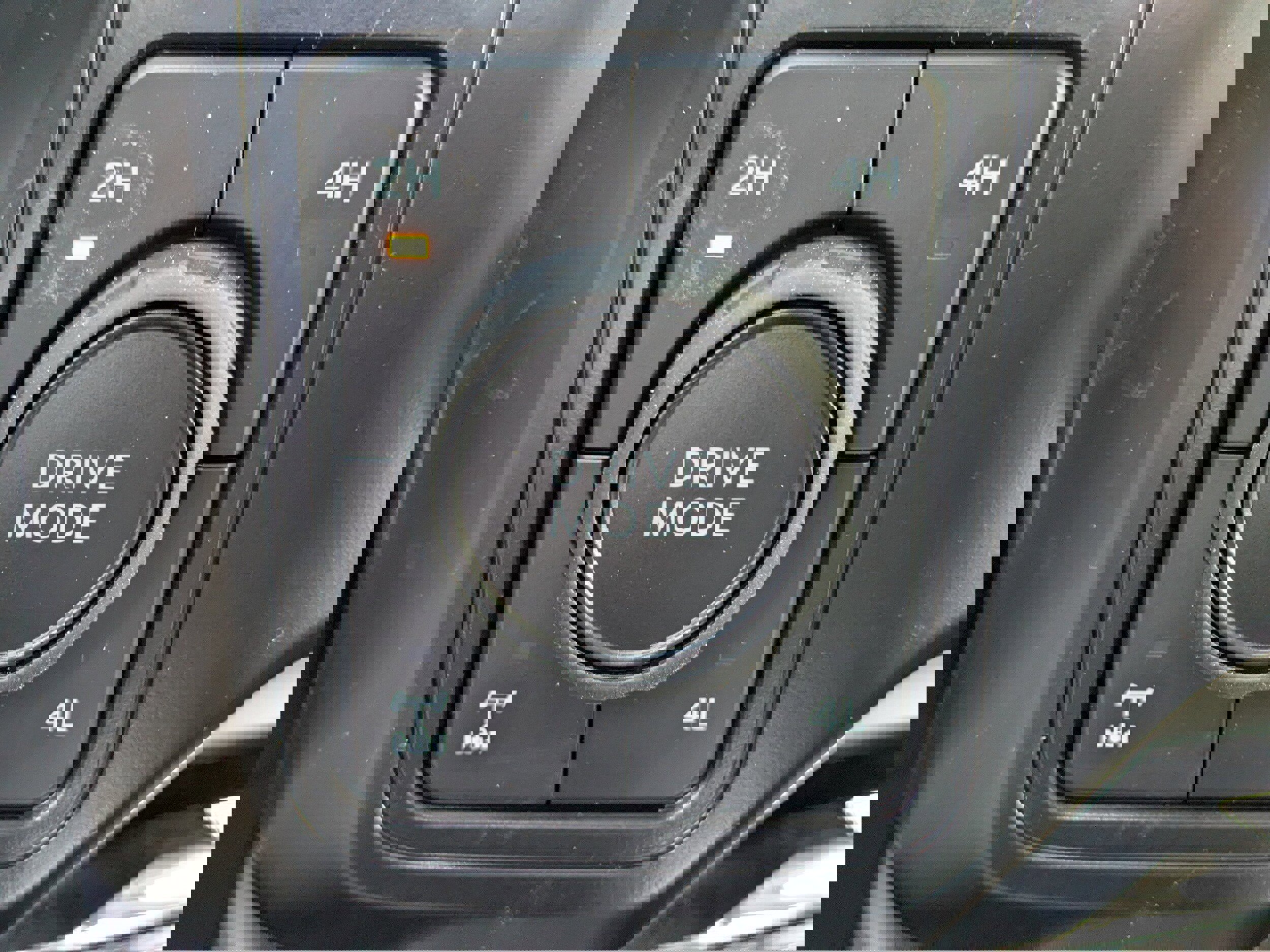 New 2025 Ford F250 Lariat w/ Lariat Ultimate Package image 26