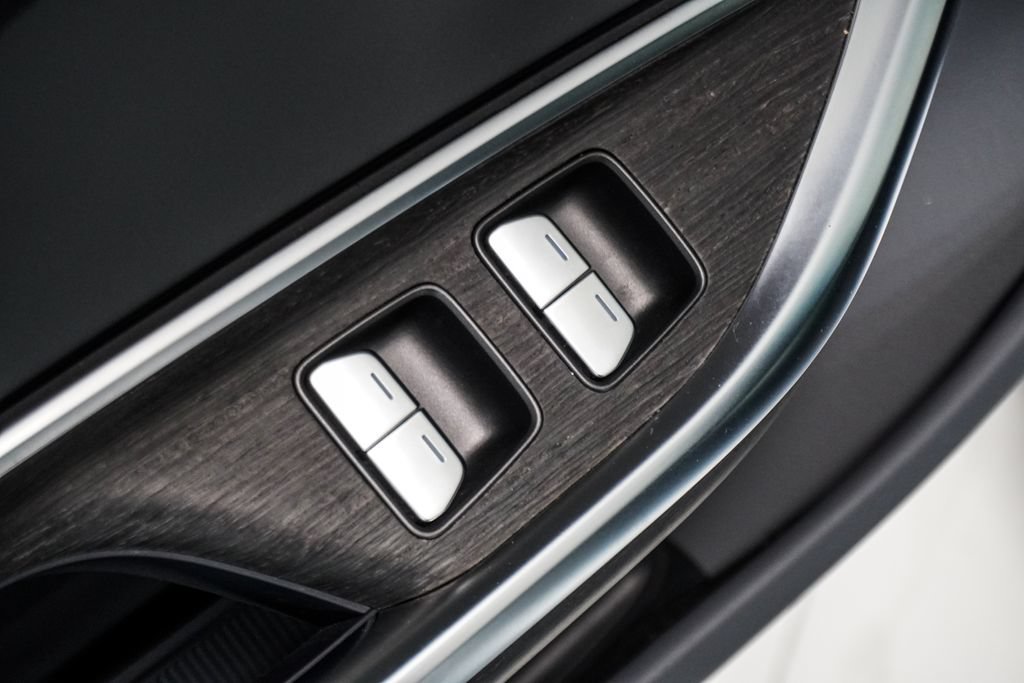 Used 2023 Lucid Air Pure AWD/4WD image 19