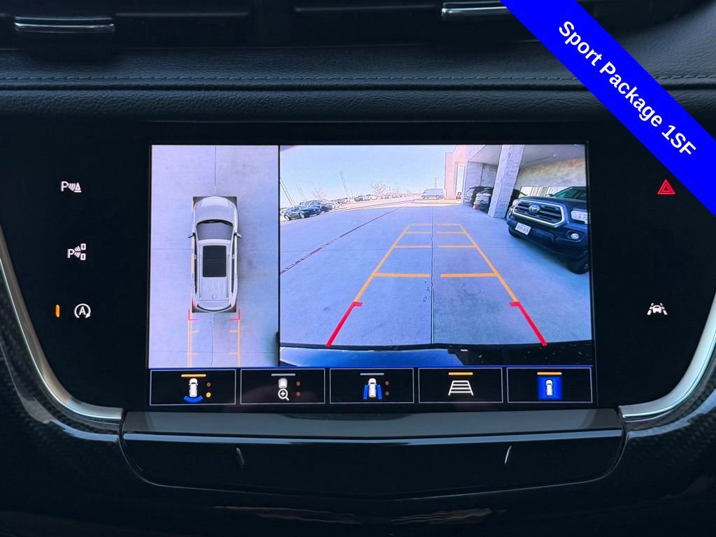 Used 2022 Cadillac XT6 Sport w/ Technology Package image 7