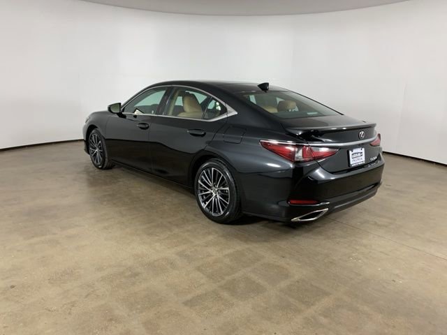 Used 2022 Lexus ES 350 w/ Premium Package image 14