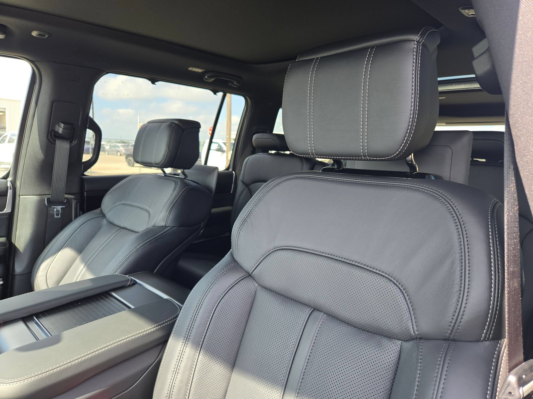 New 2026 Jeep Grand Wagoneer L Summit w/ Rear Seat Video Group I AWD/4WD image 9