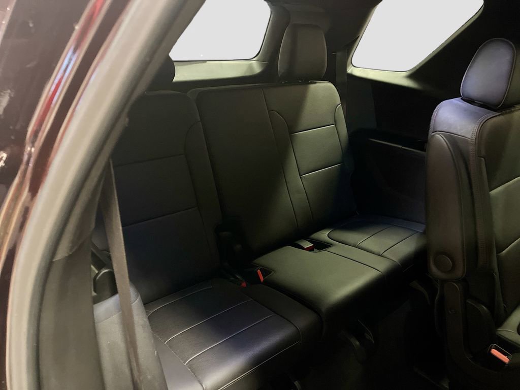 Used 2022 Chevrolet Traverse High Country w/ LPO, Floor Liner Package image 29