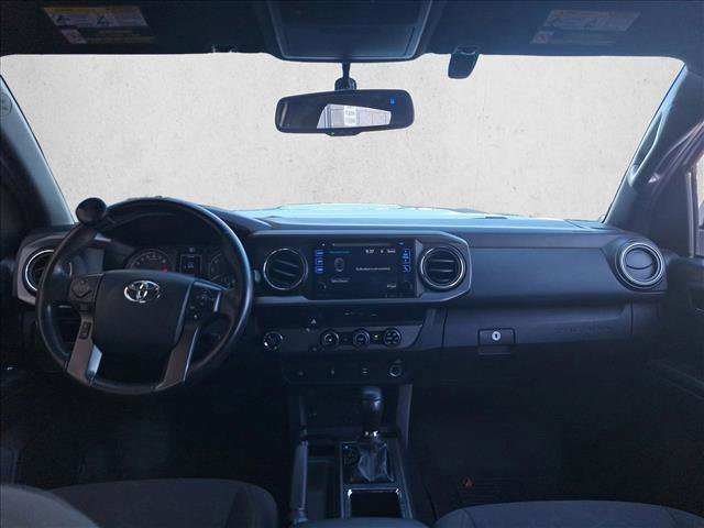 Used 2017 Toyota Tacoma TRD Sport w/ Tow Package image 15