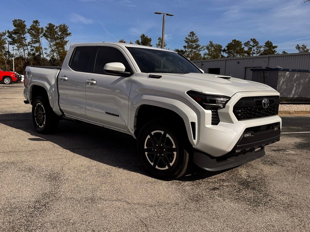 Used 2024 Toyota Tacoma TRD Sport image 11