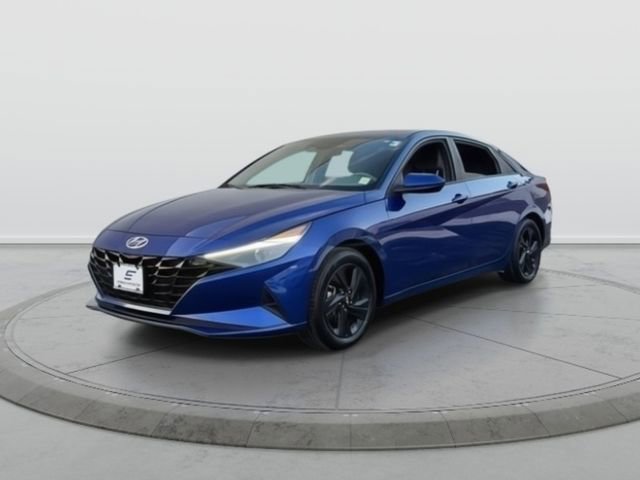 Used 2021 Hyundai Elantra SEL image 3