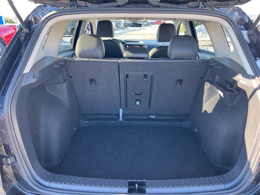 Used 2024 Volkswagen Taos SE image 7