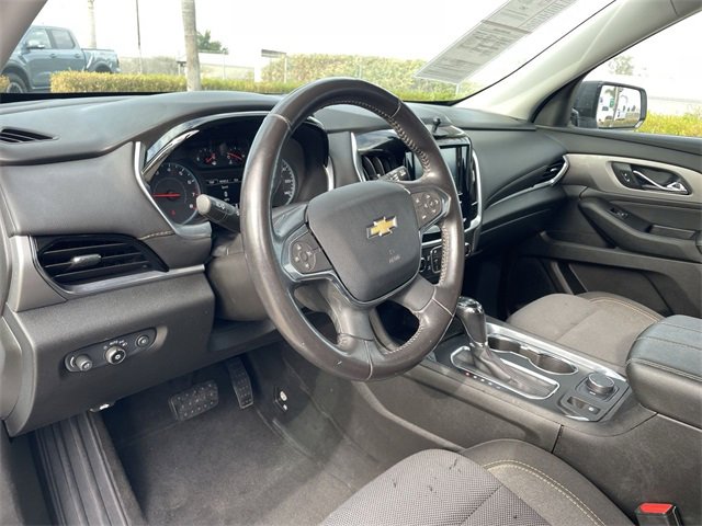 Used 2019 Chevrolet Traverse LT w/ LPO, Blackout Package image 10