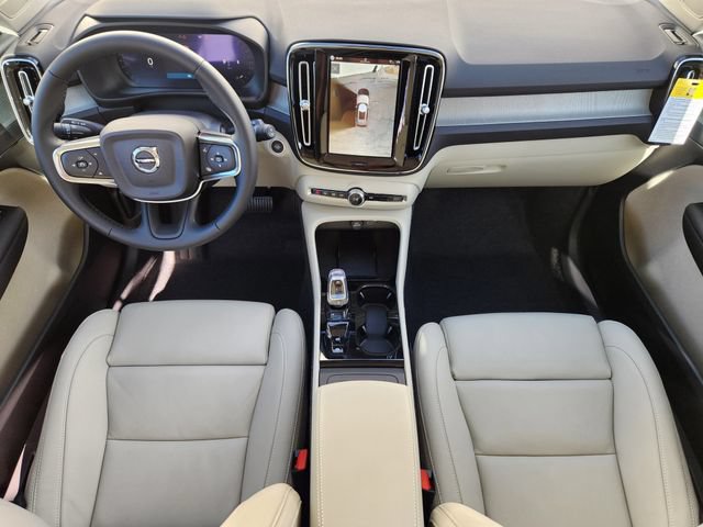 New 2026 Volvo XC40 B5 Plus w/ Protection Package Premier AWD/4WD image 11